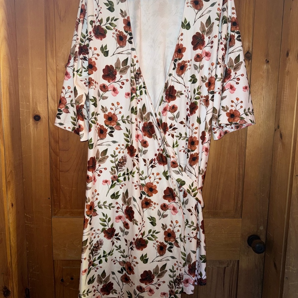 Caden Lane Floral Kimono - White and Brown